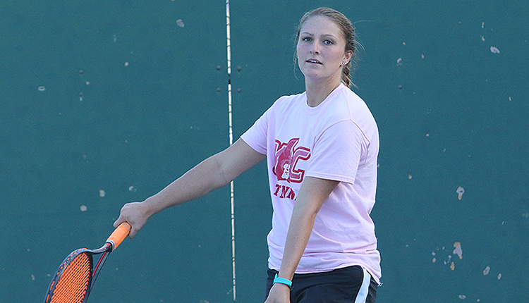 York Women's Tennis Defeats St. Mary's 6-3 in CAC First Round