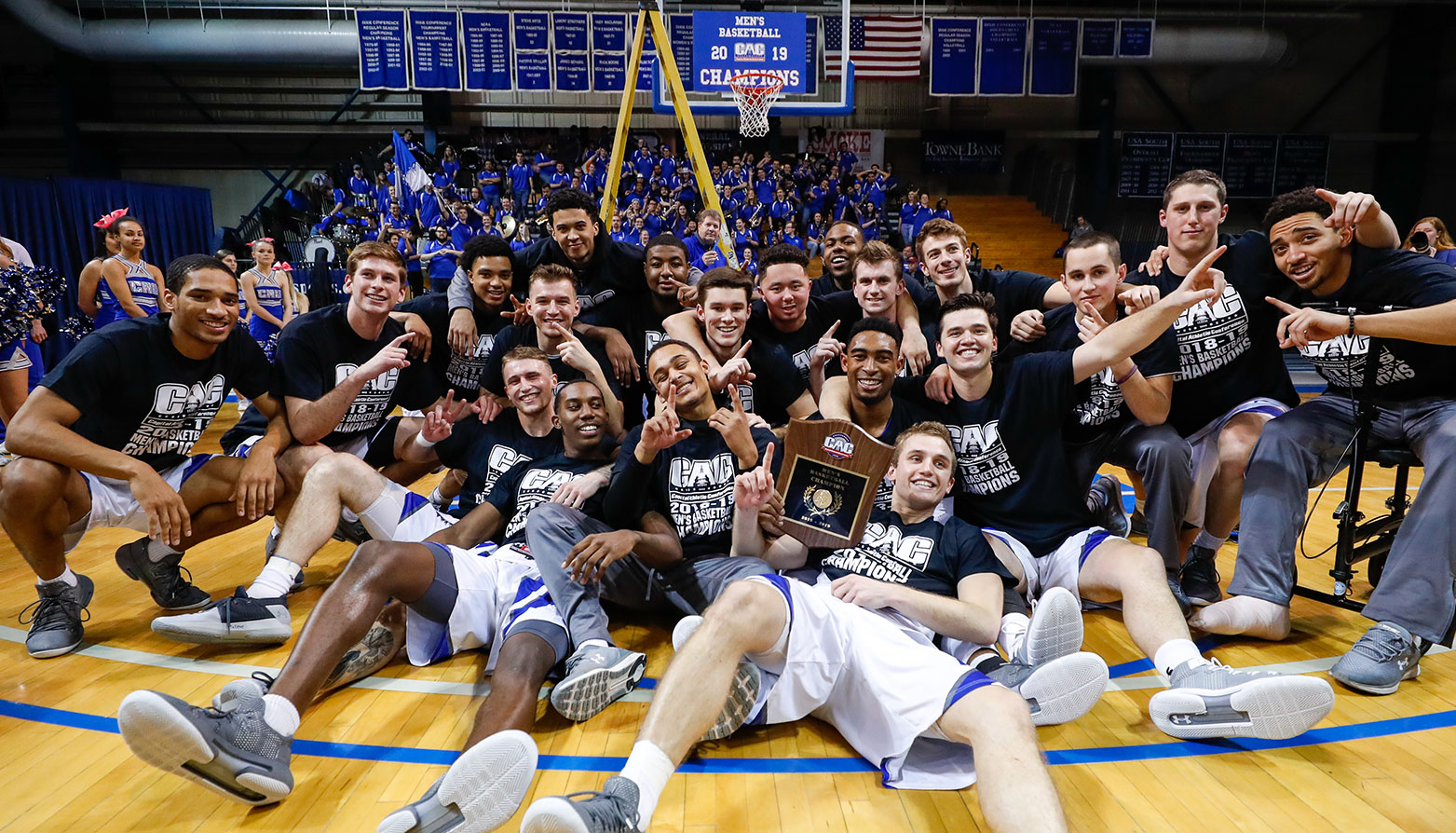 Christopher Newport Captures Third CAC Men's Basketball Championship; Carter Pours in Career-High 31 Points
