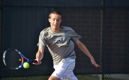 Mary Washington Freshmen UMW's Evan Charles and Donato Rizzolo Top Redlands Duo to Advance to NCAA Doubles Semifinals